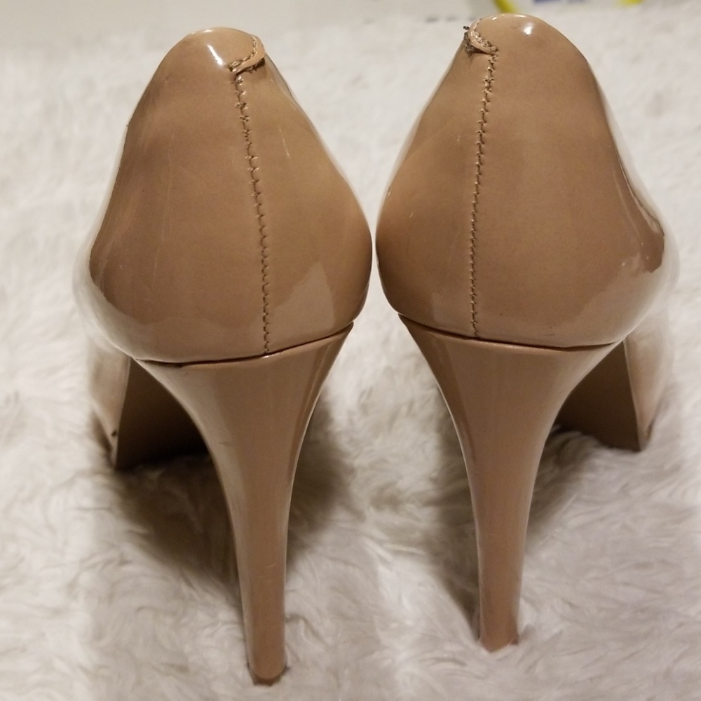 Shoes - Picture 3 of 5